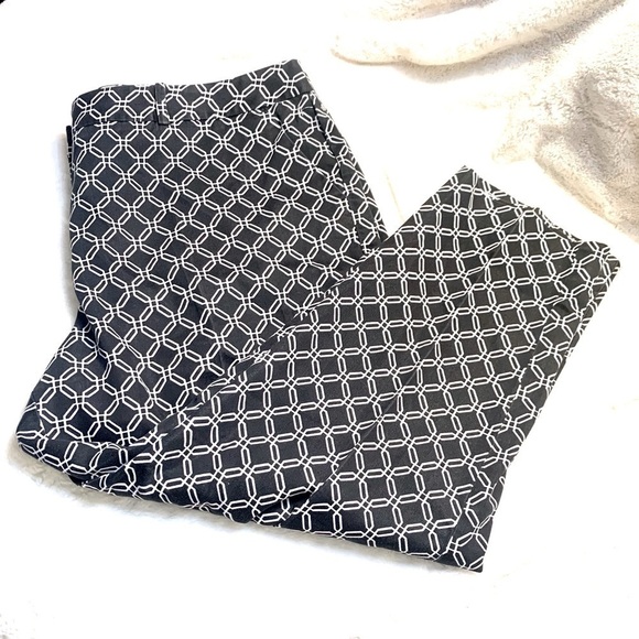 NEW Worthington Capris Sz 18 Navy Blue White Geometric Cotton Blend NWOT - Picture 1 of 10